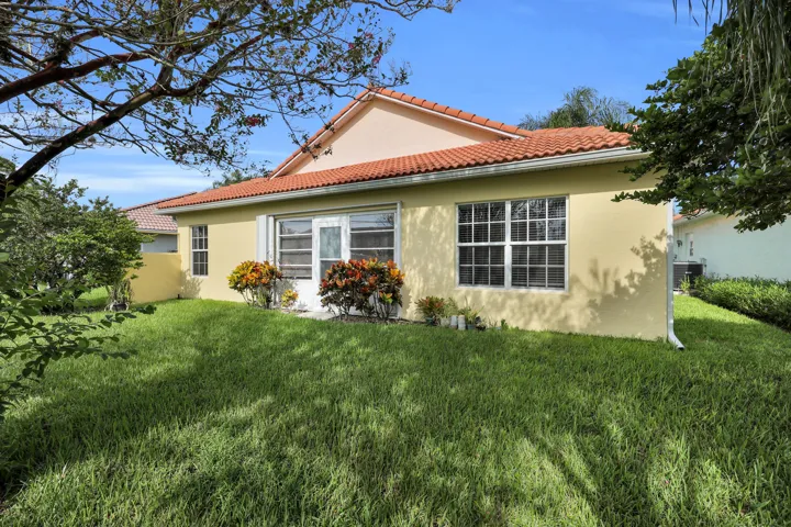 4348 Hopetown