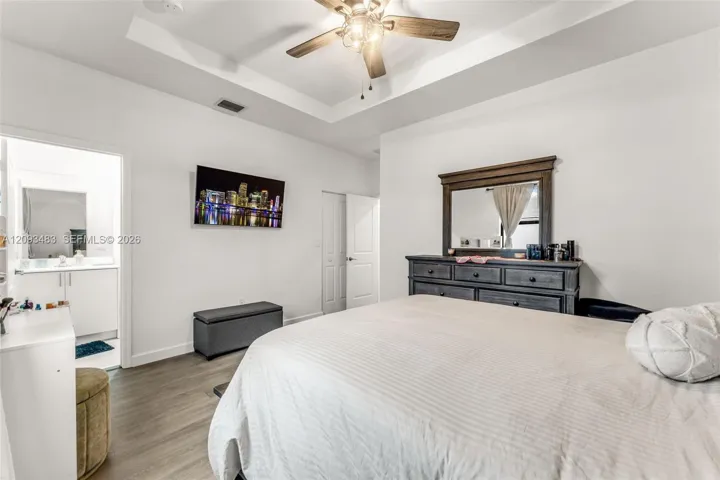 Master Bed - Second Floor