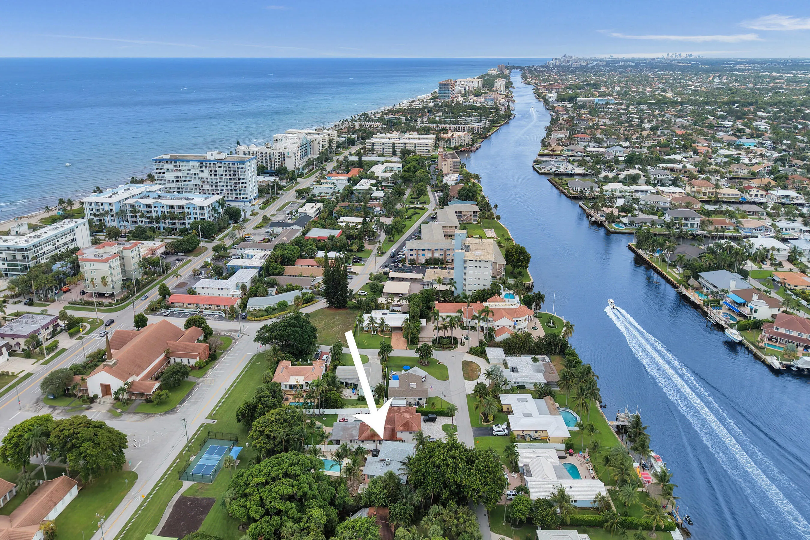 80' x 180' estate lot between the Intracoastal and the ocean on Deerfield Beach Island