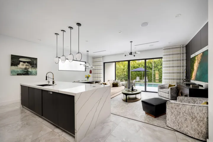 Kitchen Great Room made for entertaining