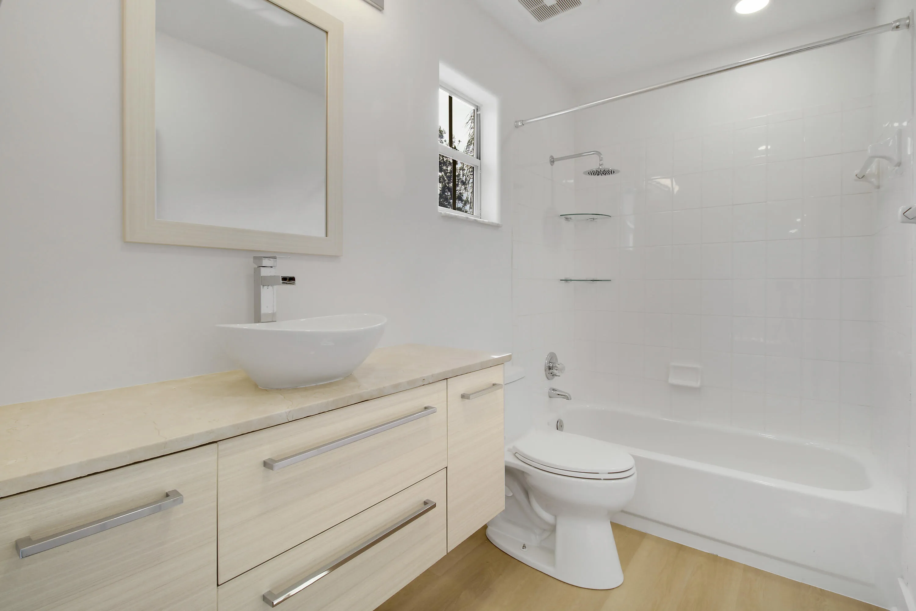 Upstairs Bath