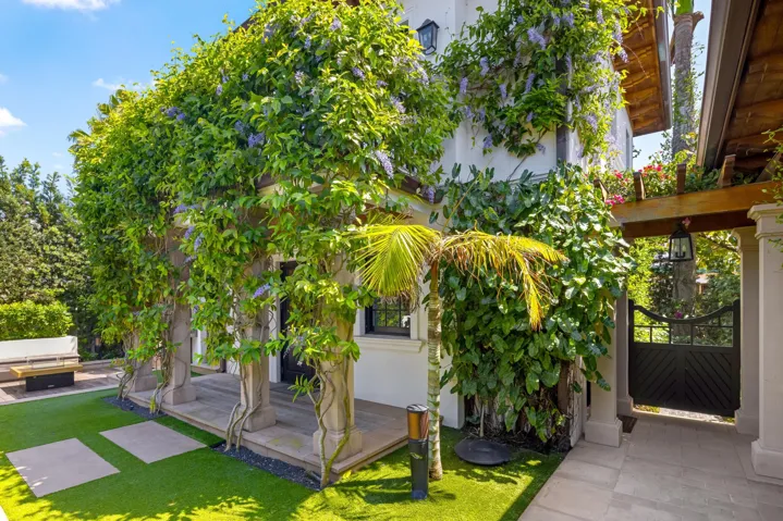 Guest House 1