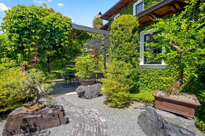 Garden 2
