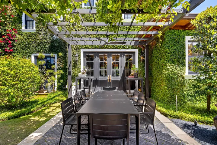 Bonsai Garden Dining