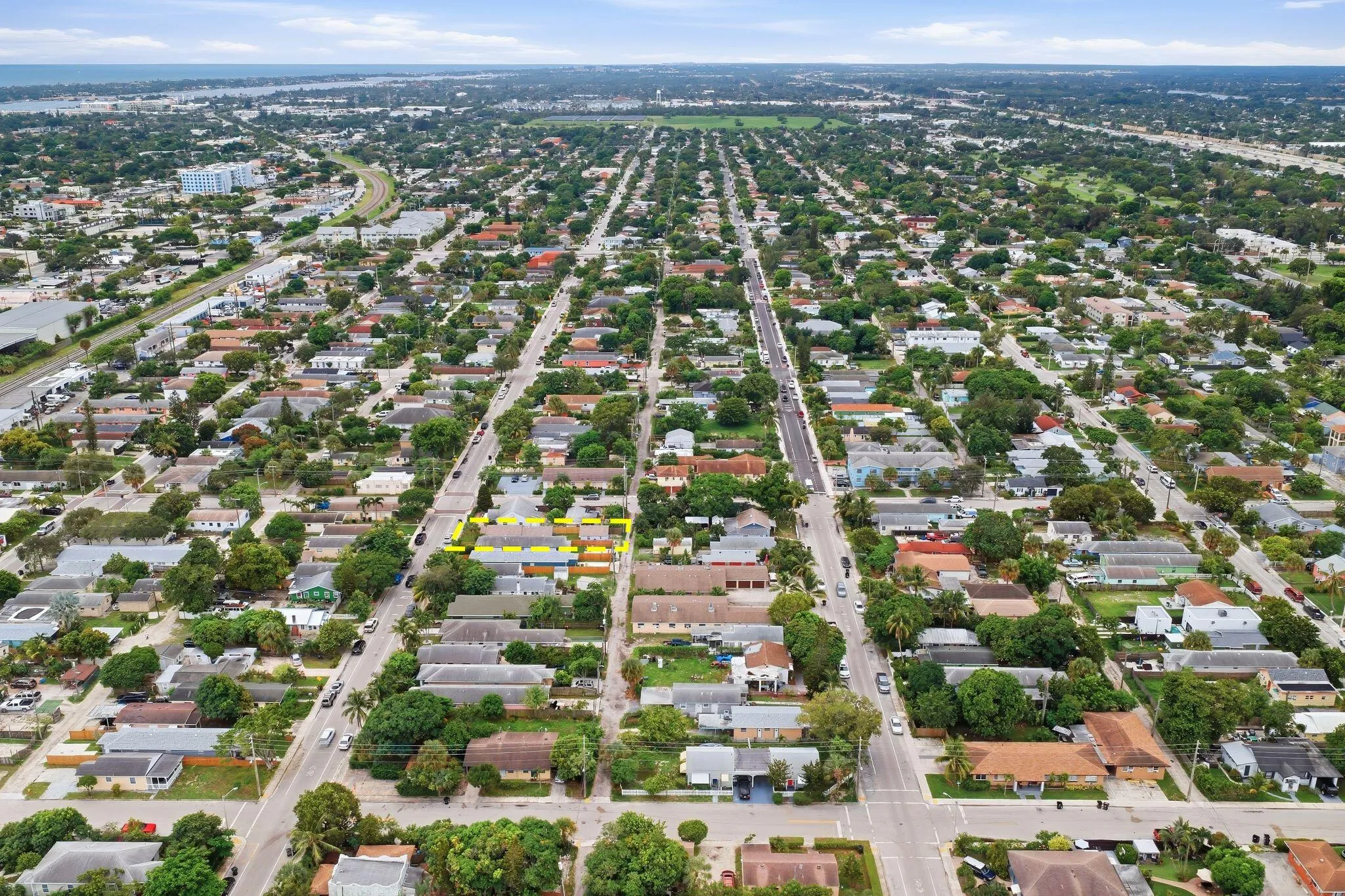 227-S-E-St-Lake-Worth-Beach-MLS-007