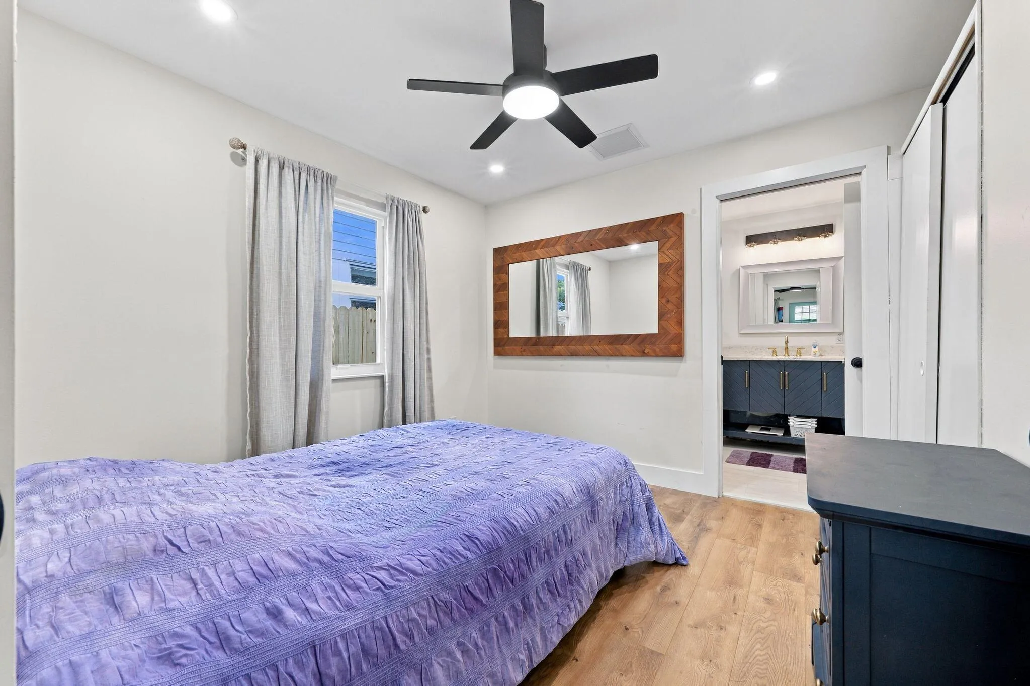 227-S-E-St-Lake-Worth-Beach-MLS-013
