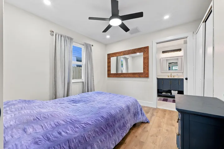 227-S-E-St-Lake-Worth-Beach-MLS-013