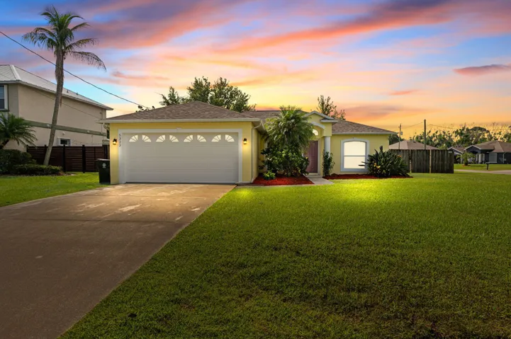3-web-or-mls-5323 NW Perez Ct - 3