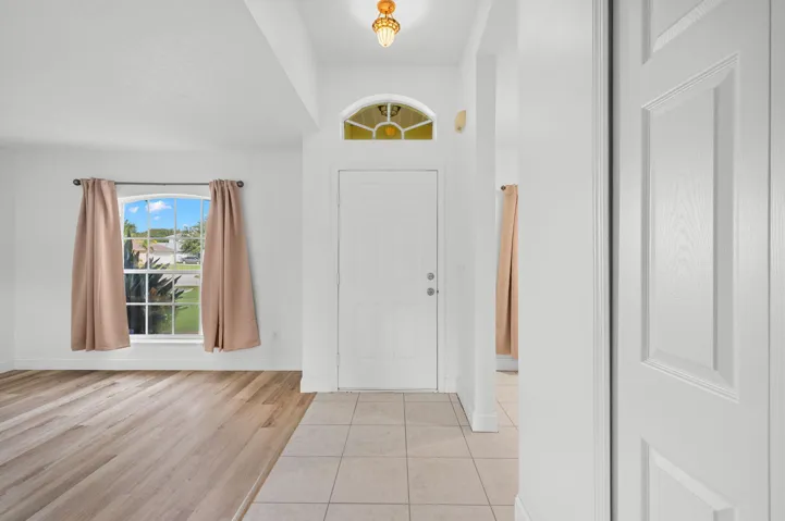 4-web-or-mls-5323 NW Perez Ct - 4