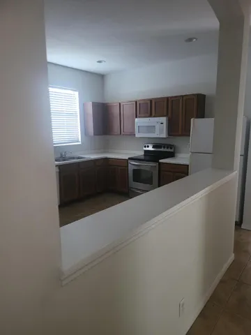 HALIFAX KITCHEN