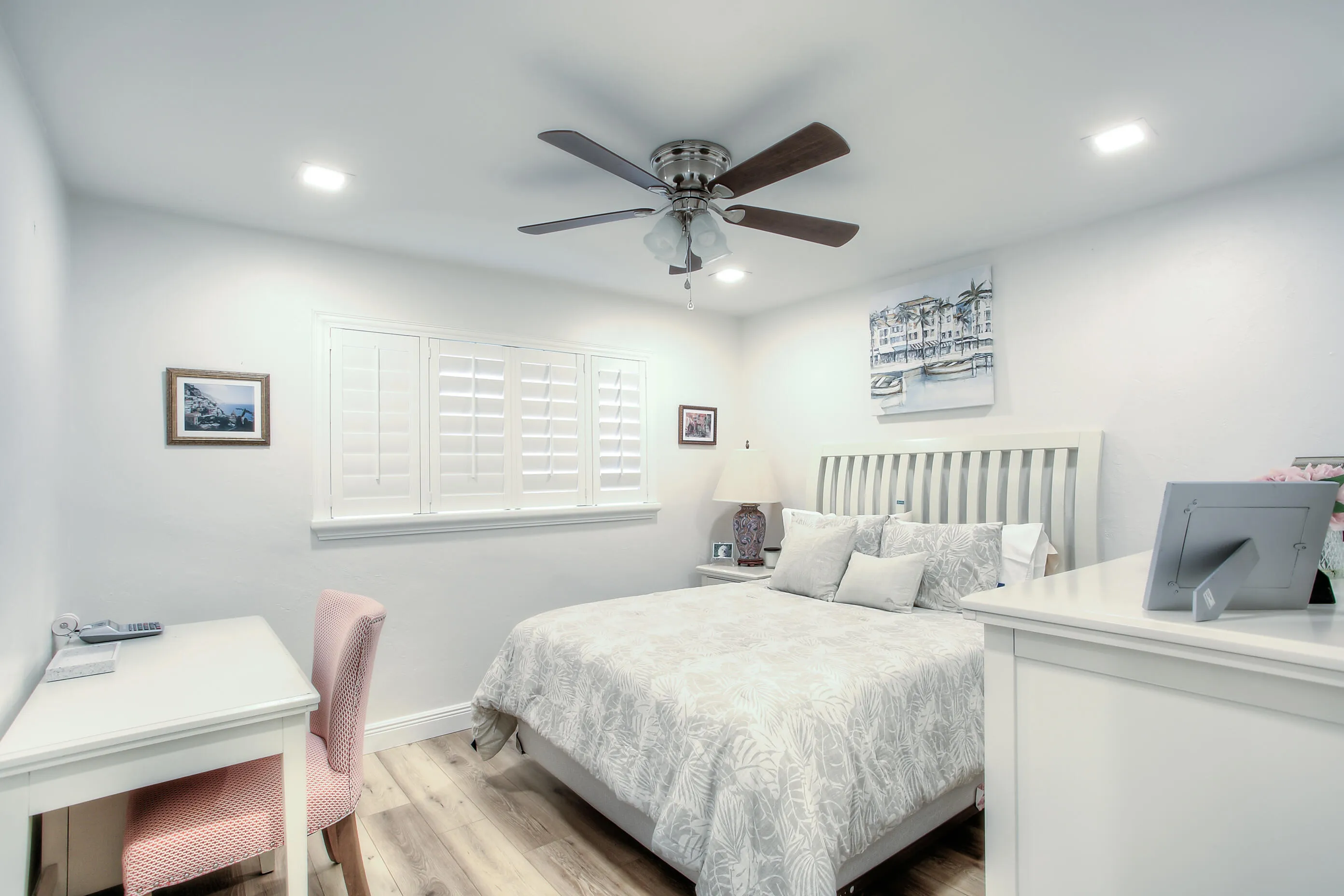 931 NE 23rd Terr-14
