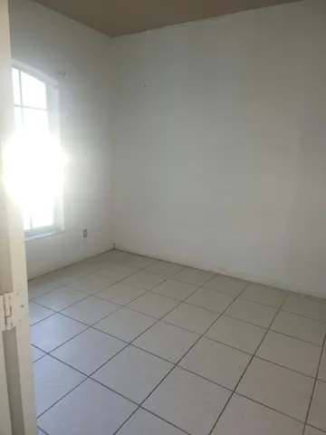 BEARD ROOM