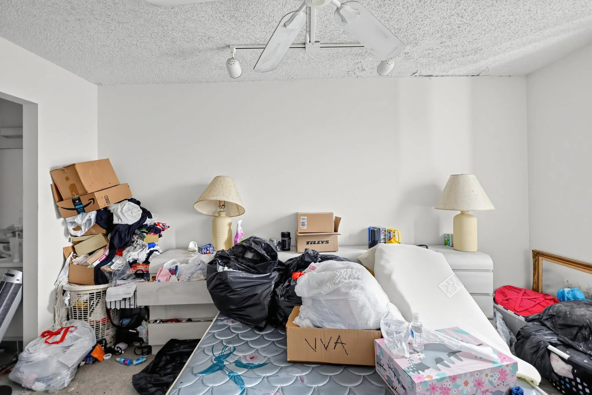 07_Building_177-Living_room-0267