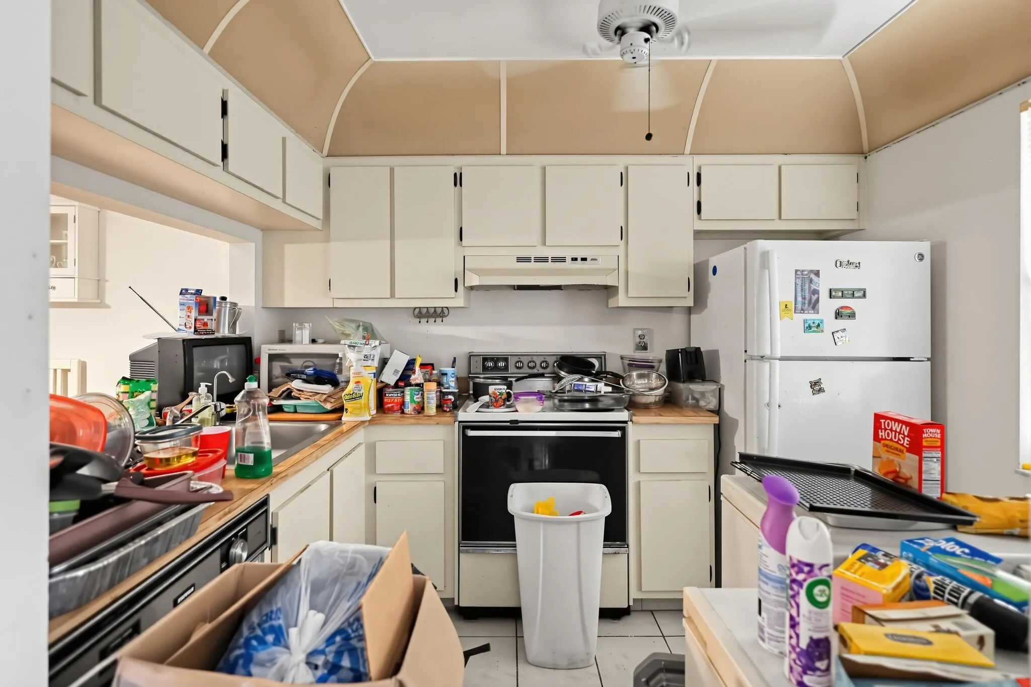 21_Building_177-Kitchen-0246