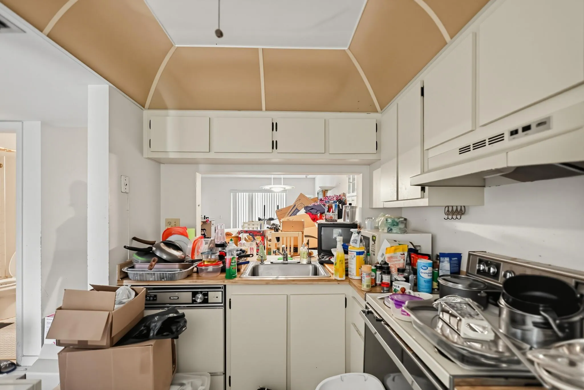19_Building_177-Kitchen-0248