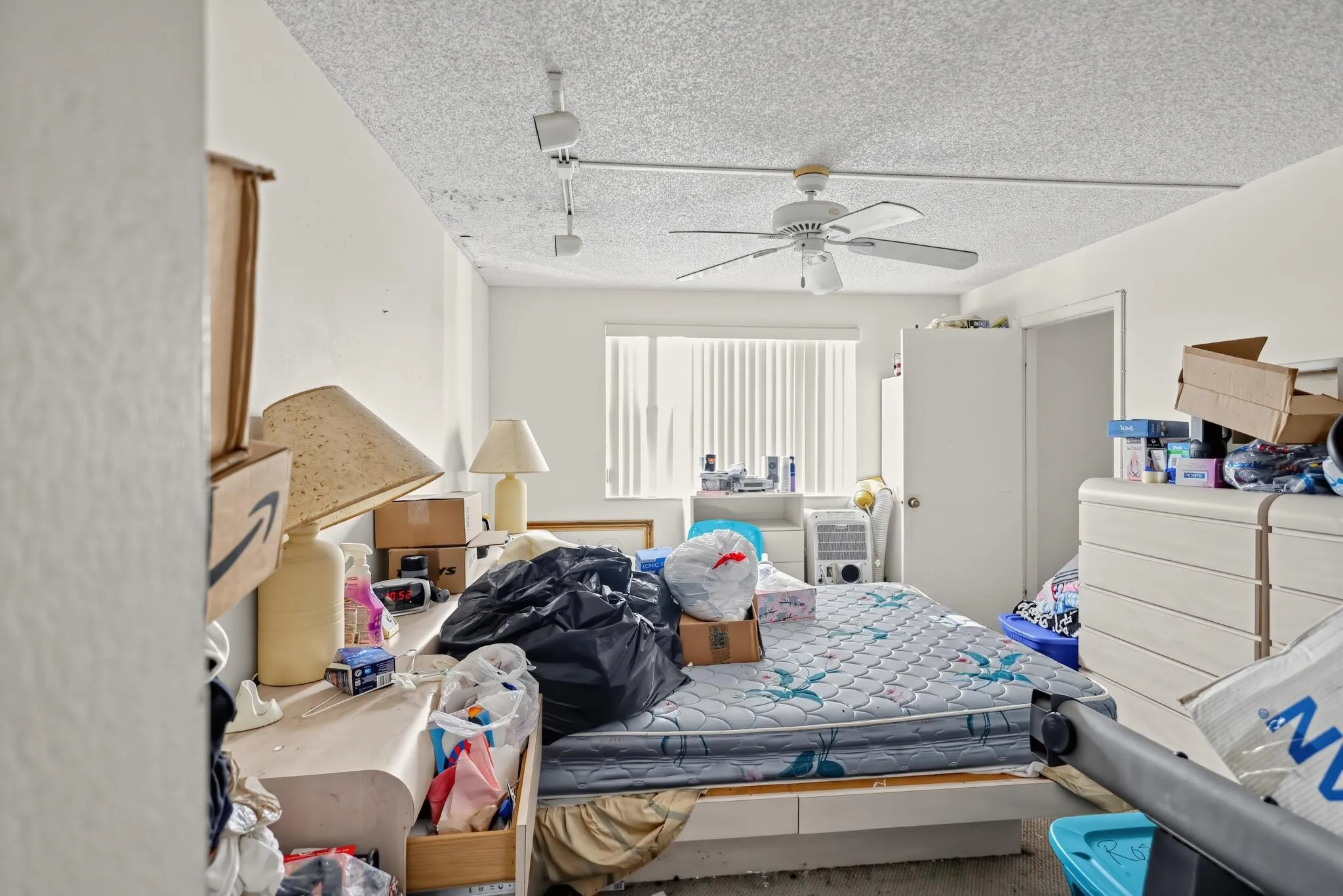 22_Building_177-Bedroom-0266
