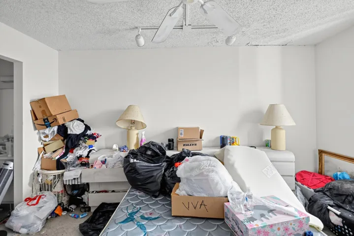 07_Building_177-Living_room-0267