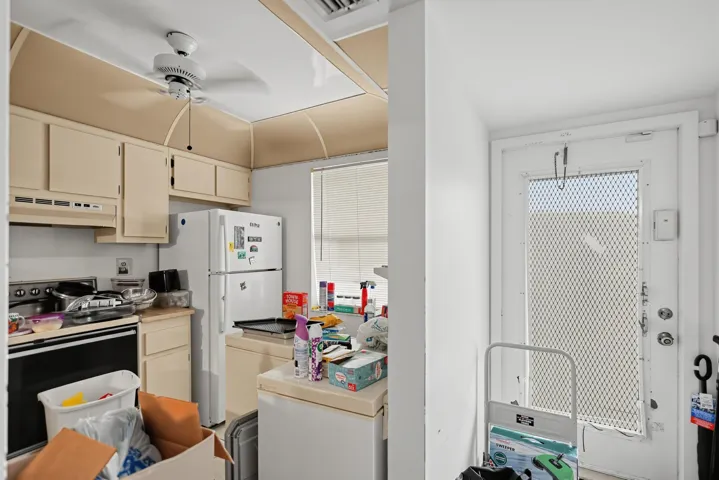20_Building_177-Kitchen-0247