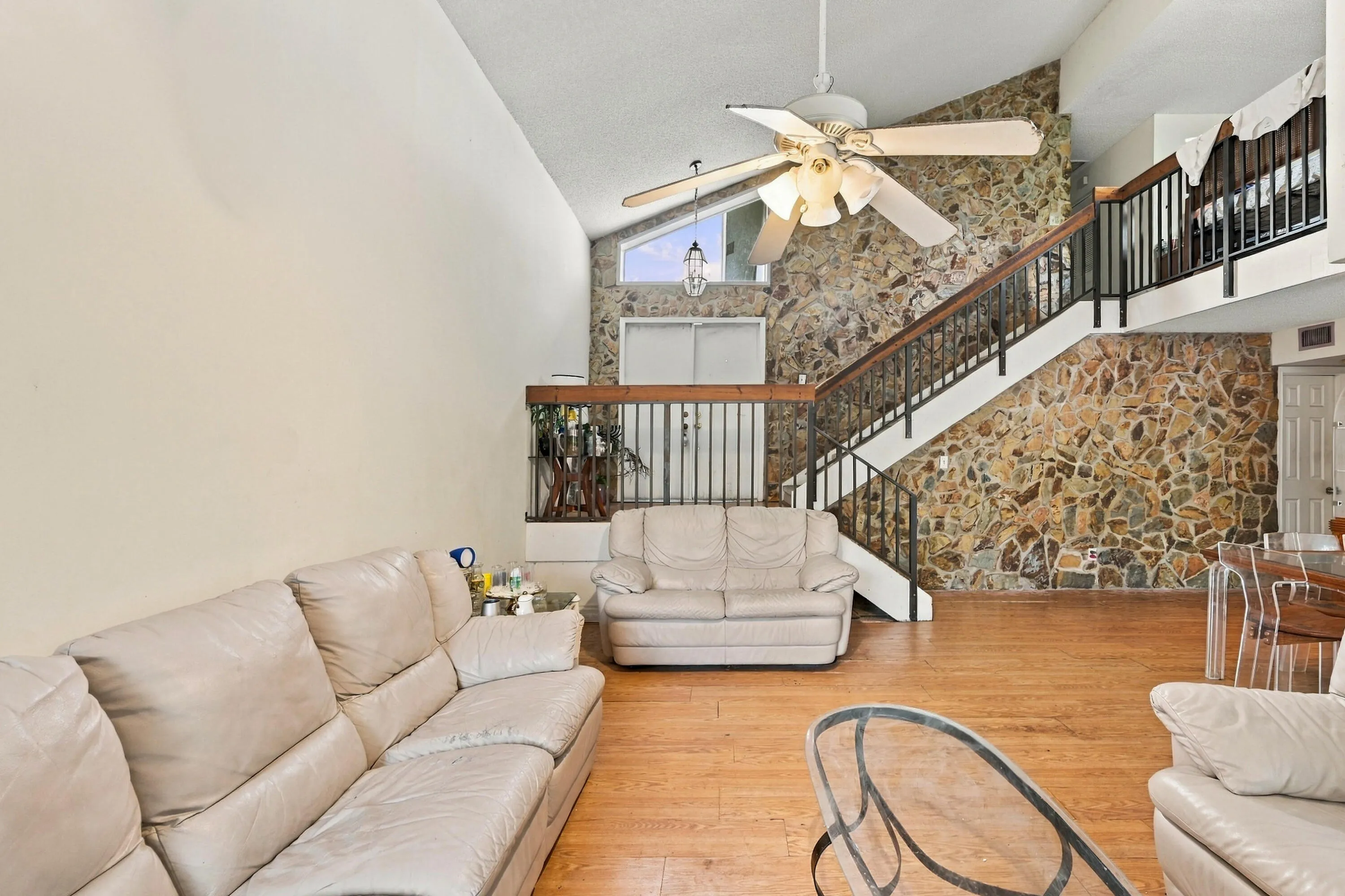 06_living room