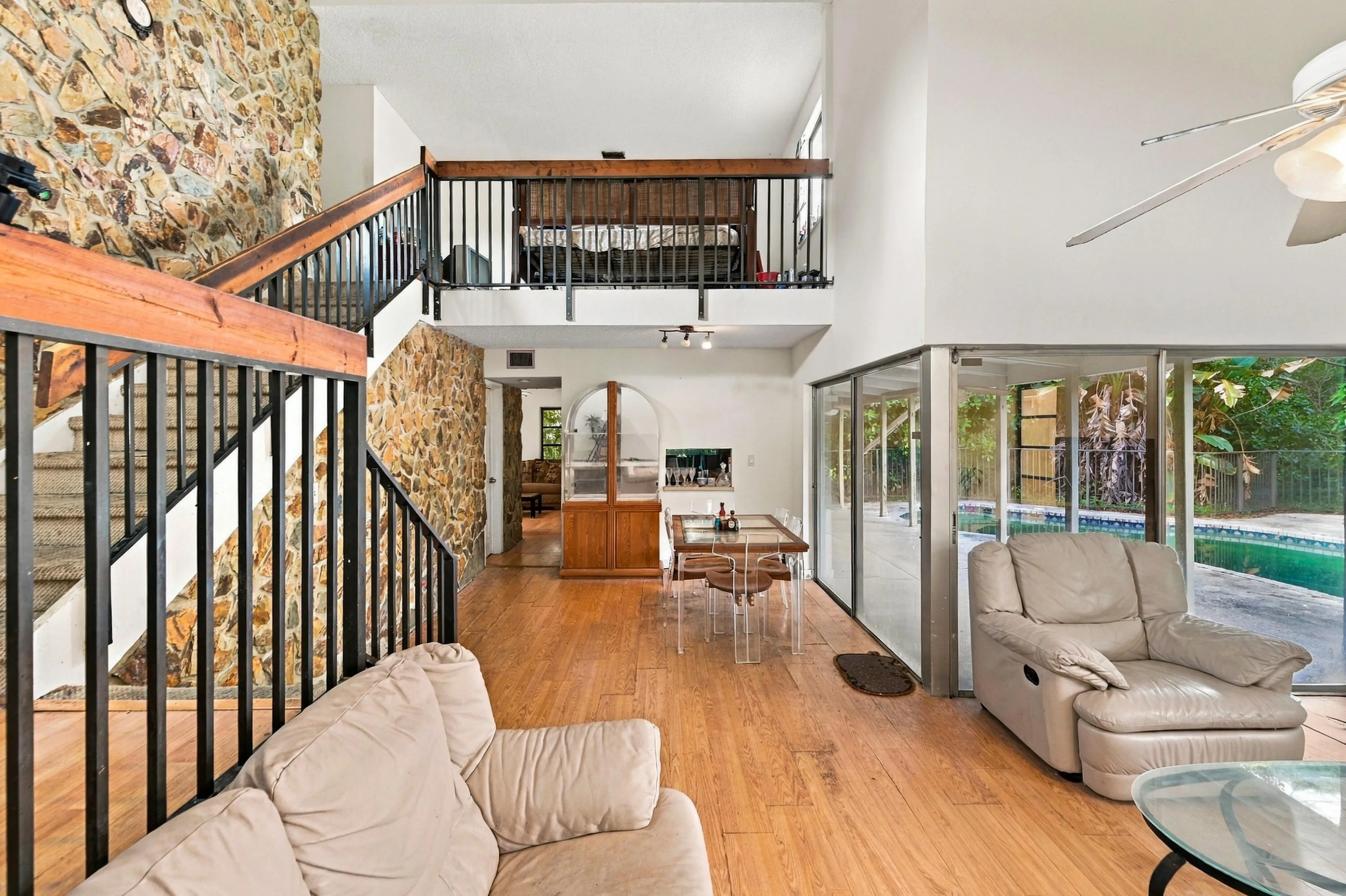 04_living room