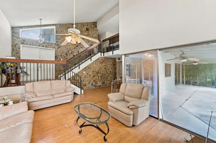 08_living room