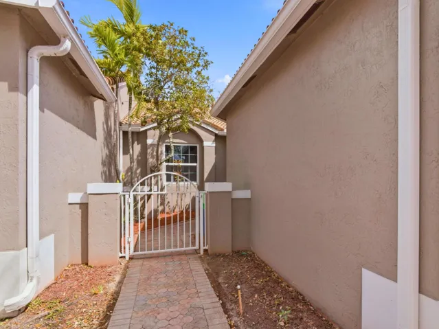 Open ENtry Hallway