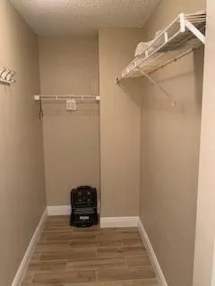 Walk in closet 1