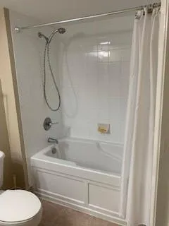 Bathroom 2b