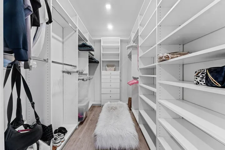 Master Walk In Closet 1
