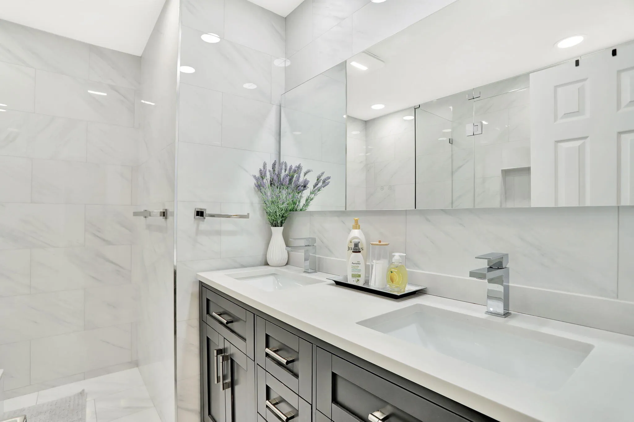 Bathroom #2