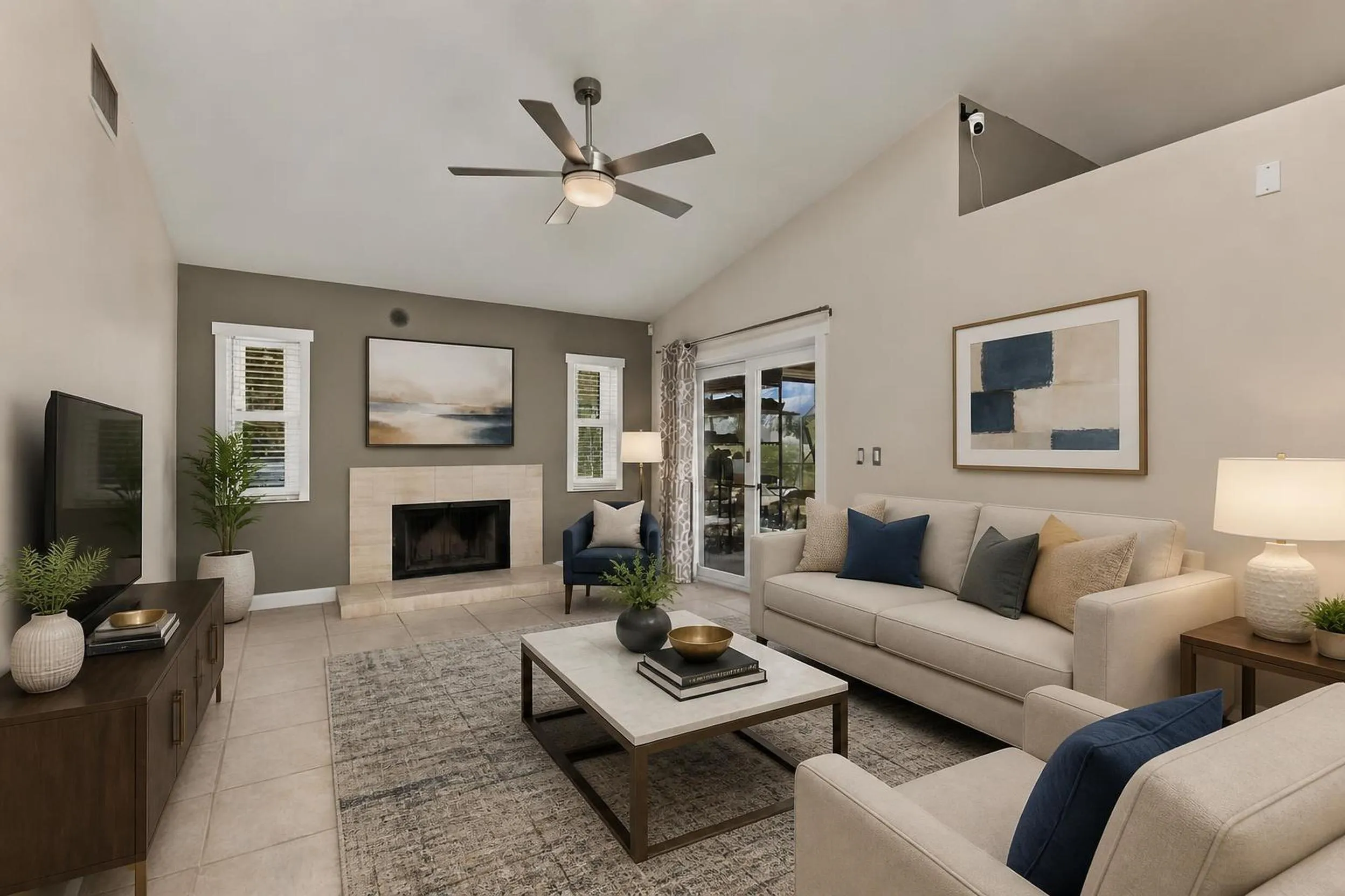 FAMILY ROOM