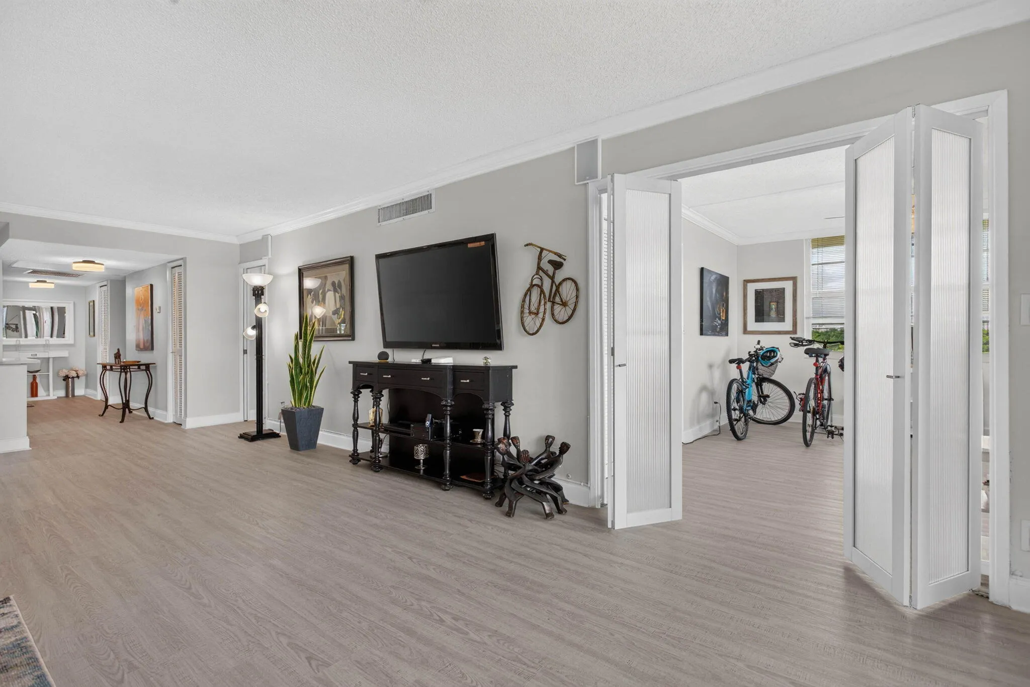 12-web-or-mls-2901-17