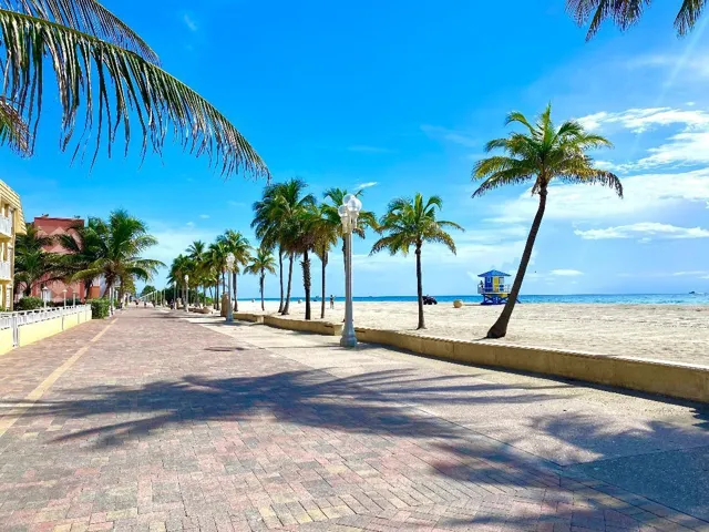 BROADWALK 1