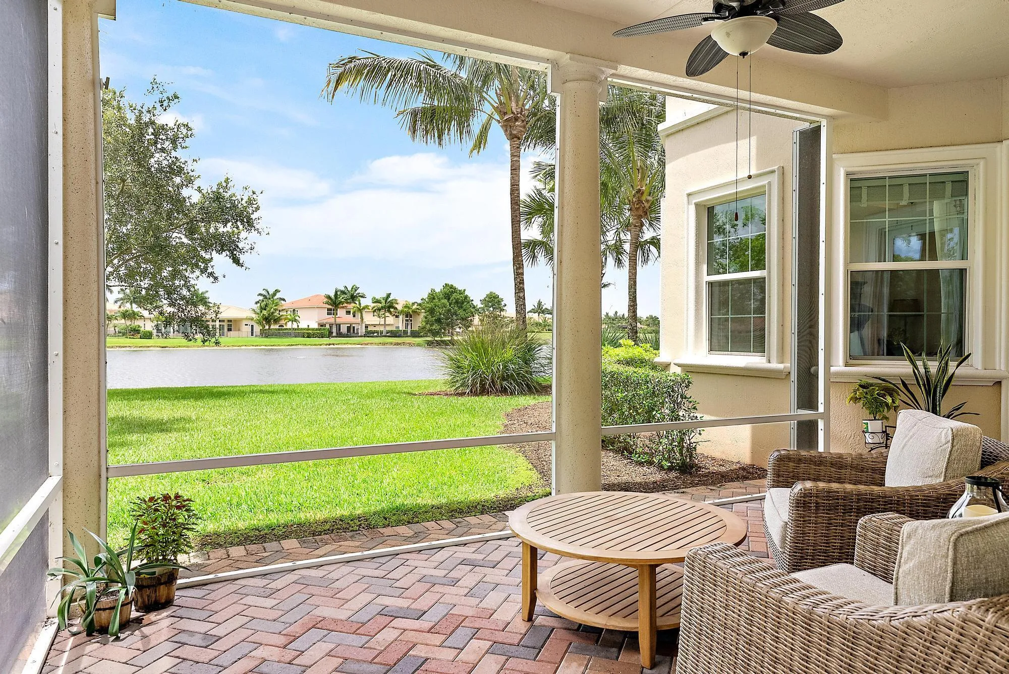 115 Tresana Blvd unit 35-23