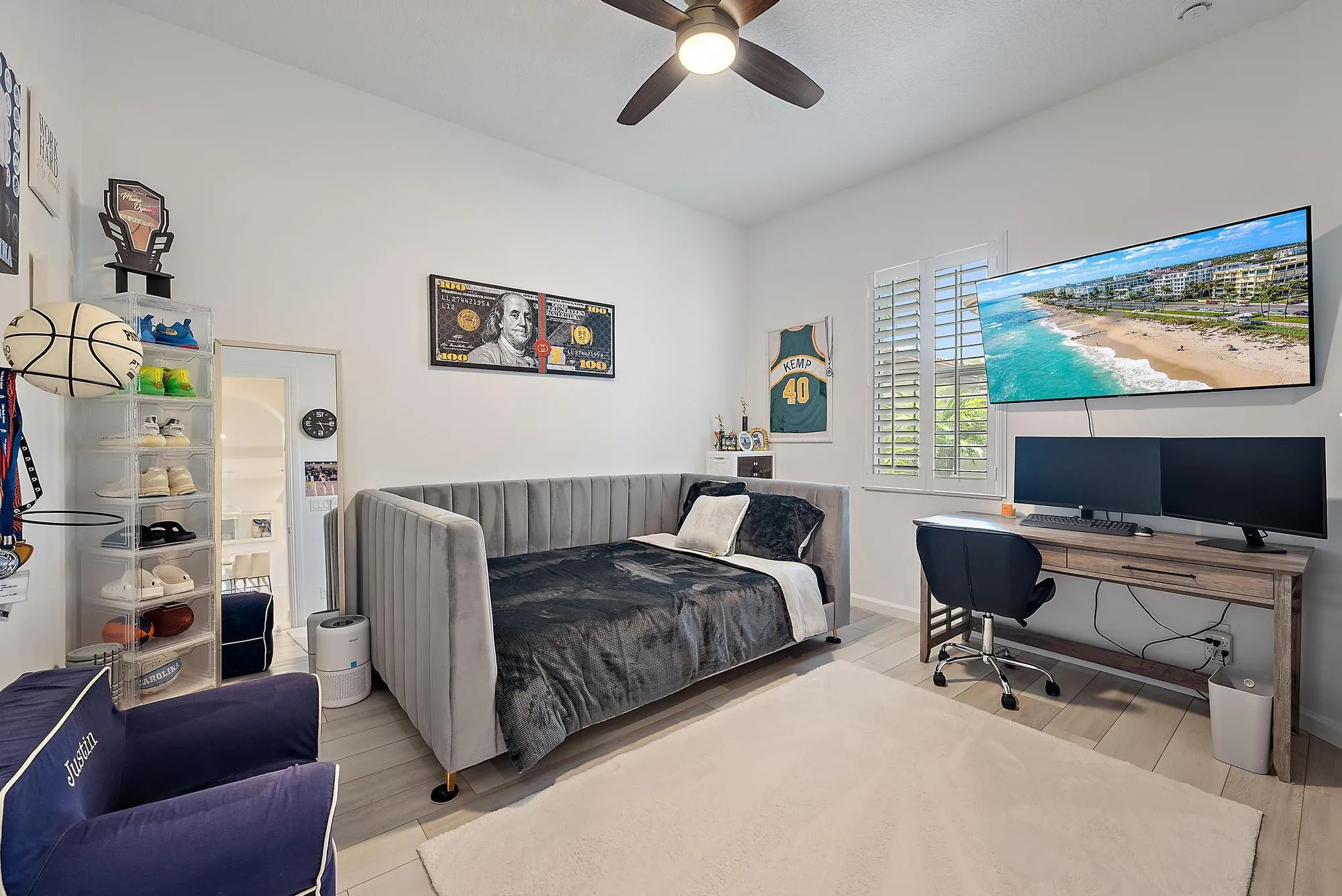 115 Tresana Blvd unit 35-5