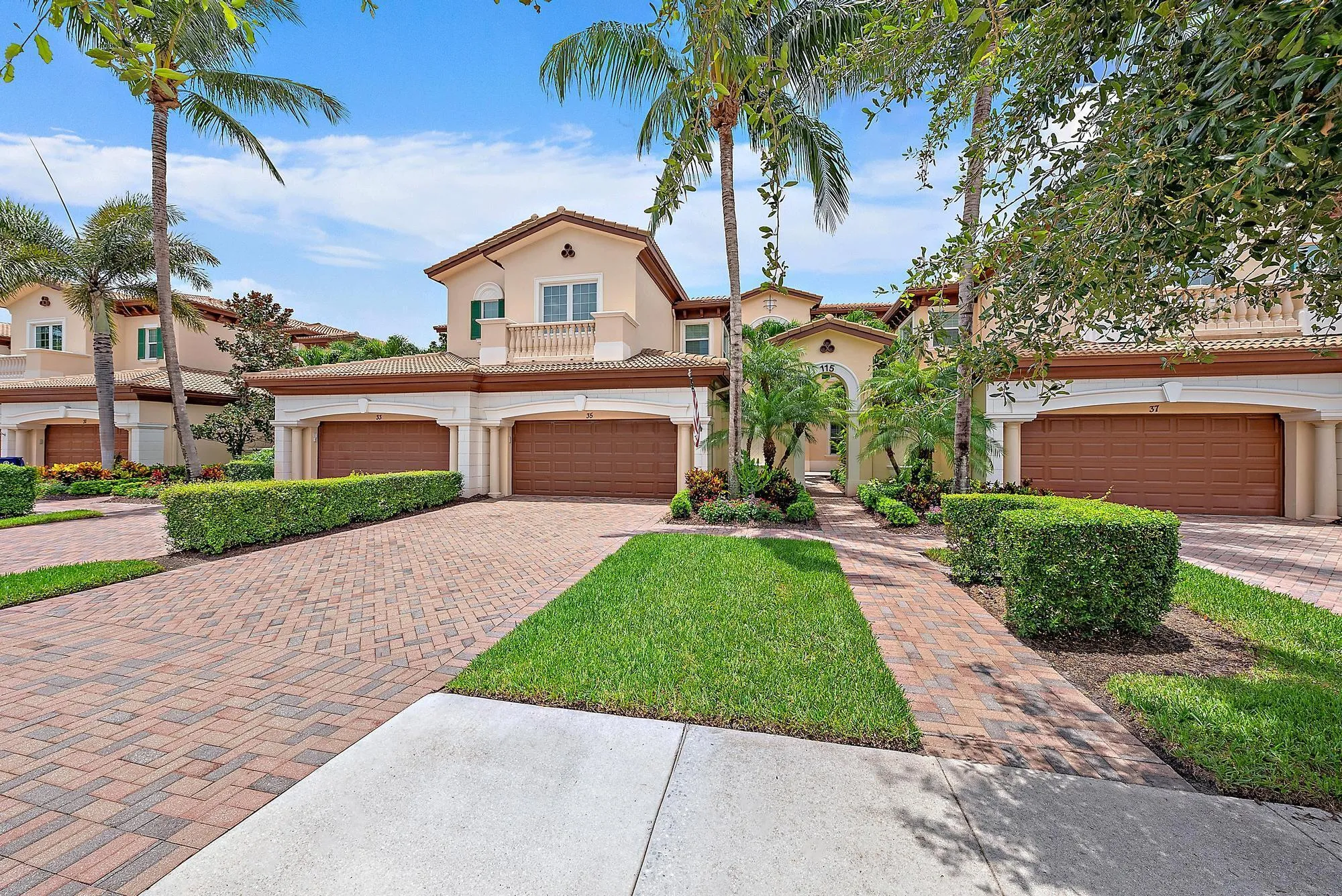 115 Tresana Blvd unit 35-1