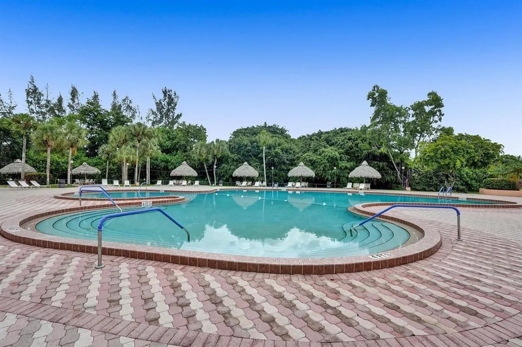 Holiday Springs Clubhouse Pool