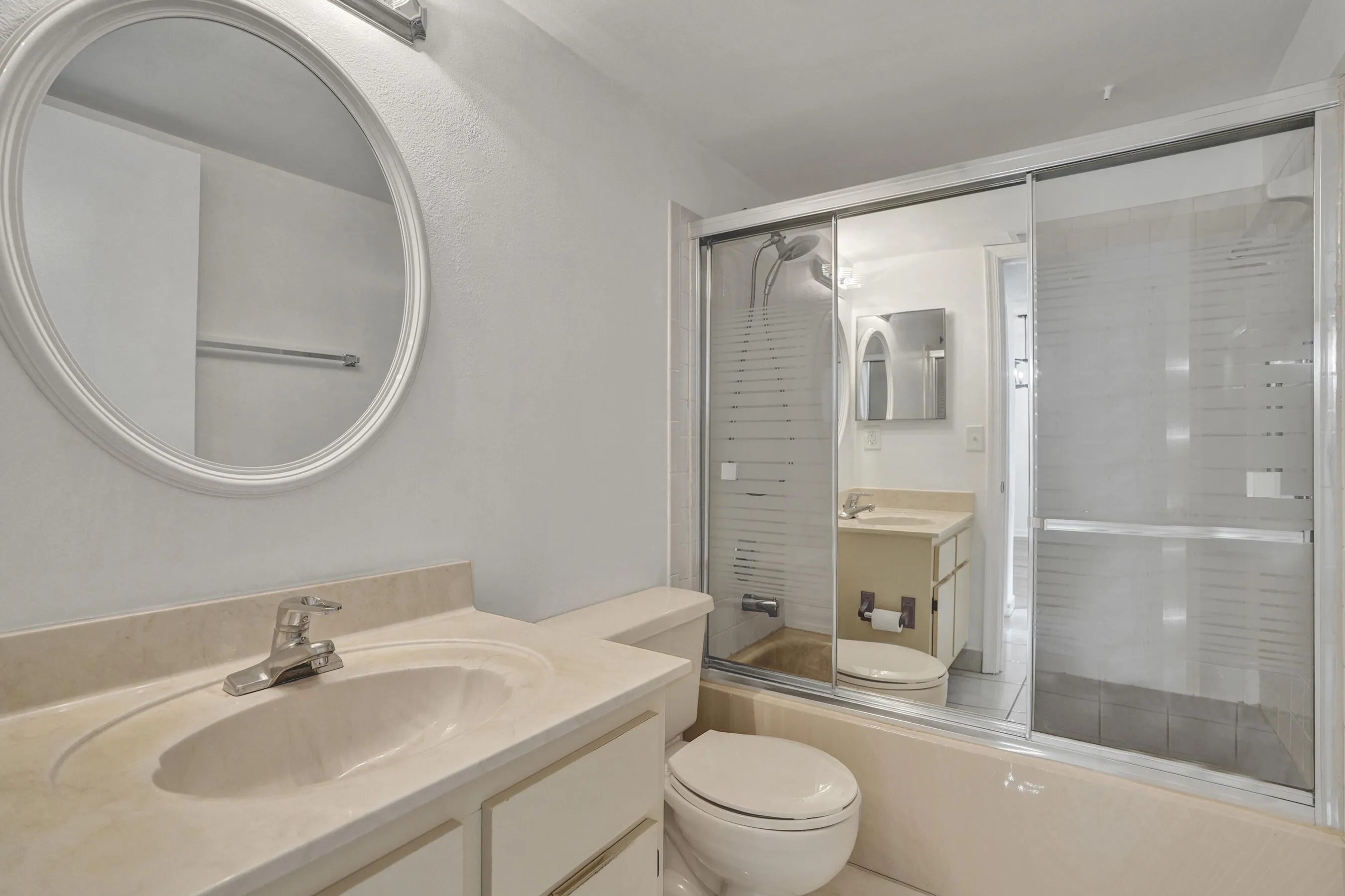 soaking tub