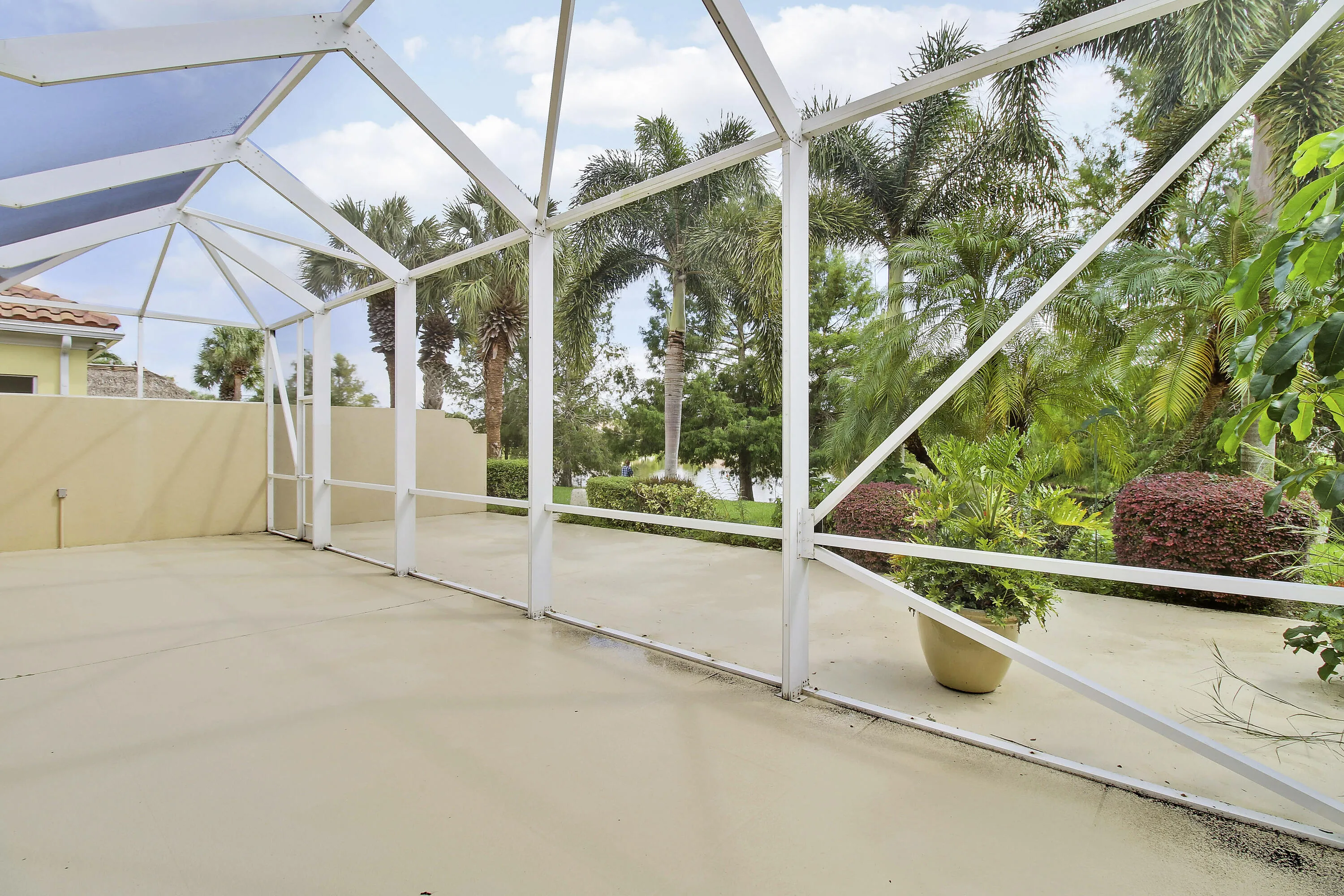 Screened Patio/Lanai
