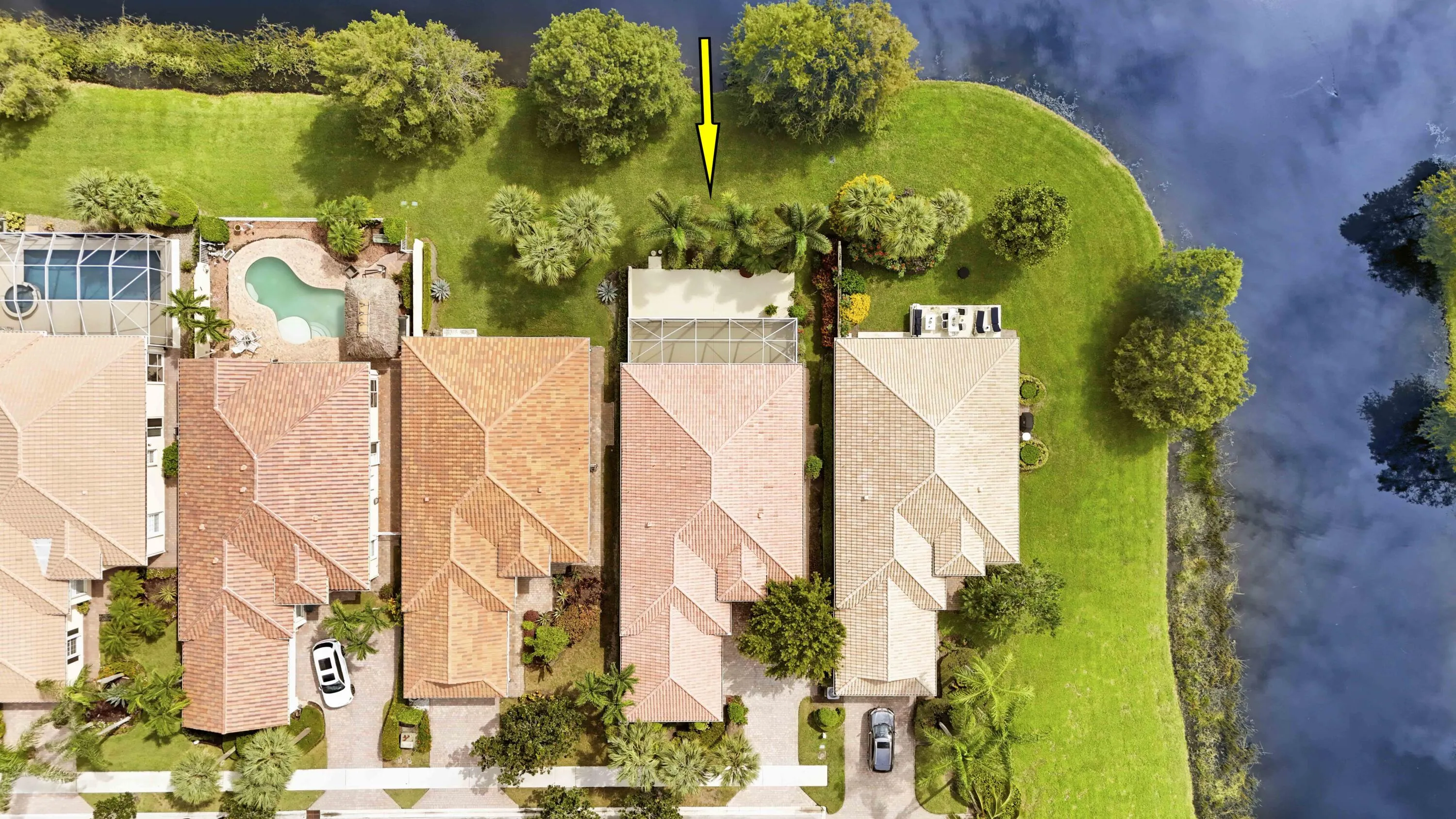 Aerial (Yellow Arrow/Subject Property)