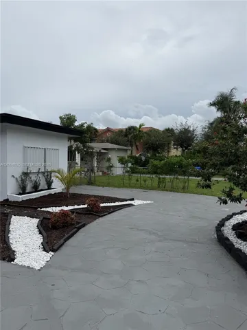 Photo 37