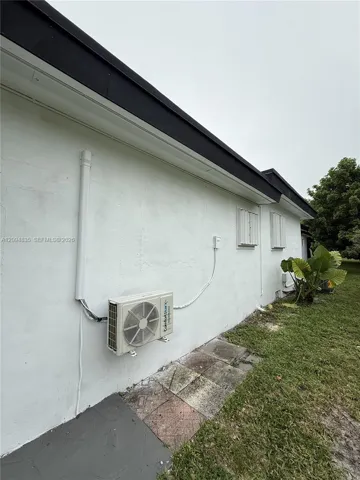 Photo 35