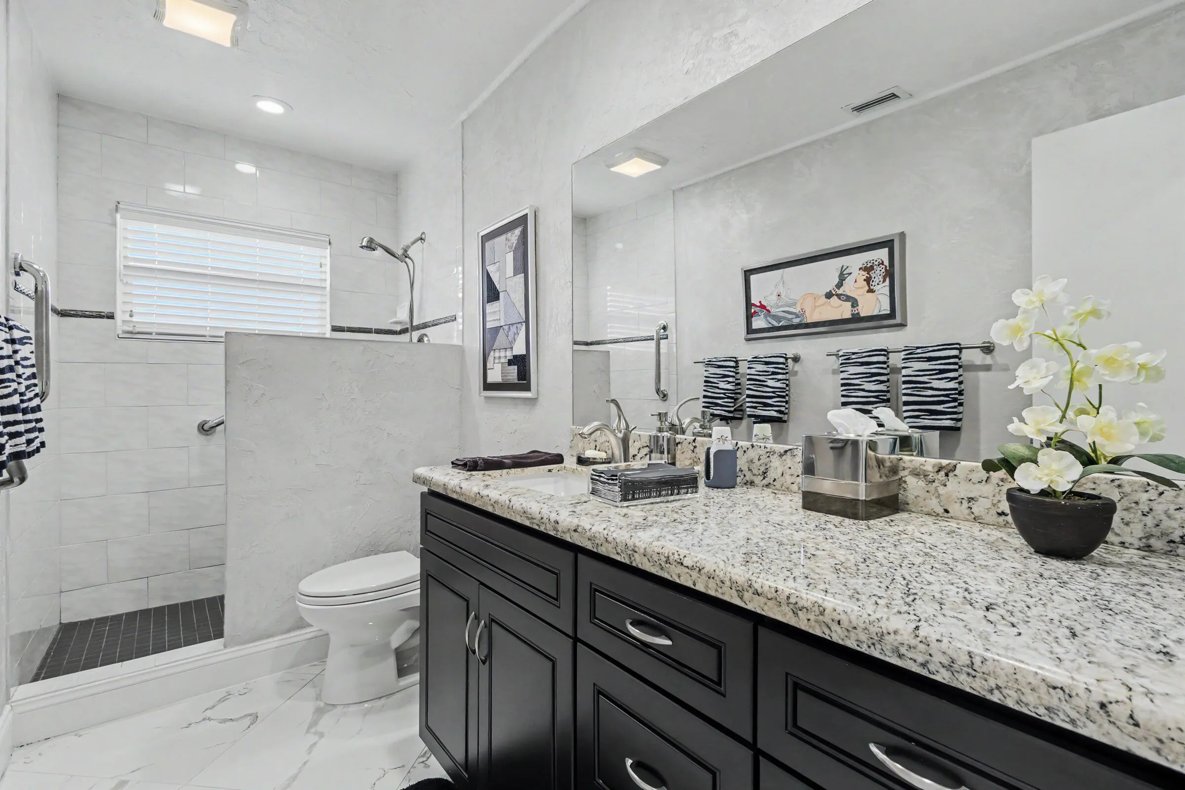 Guest bathroom with step in shower