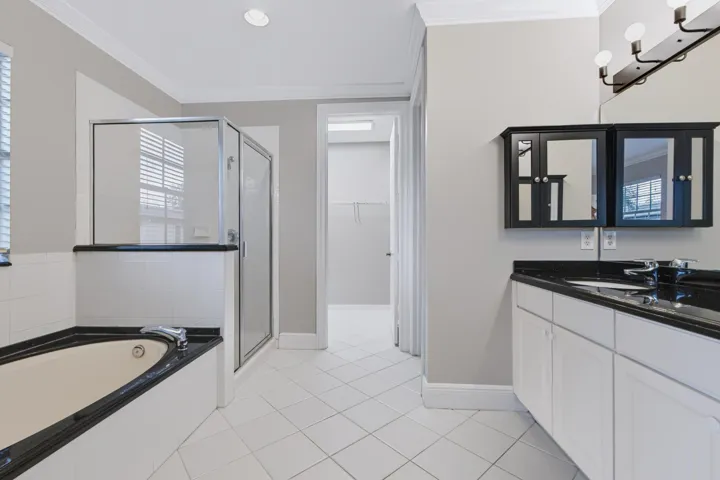 23 Primary Bath