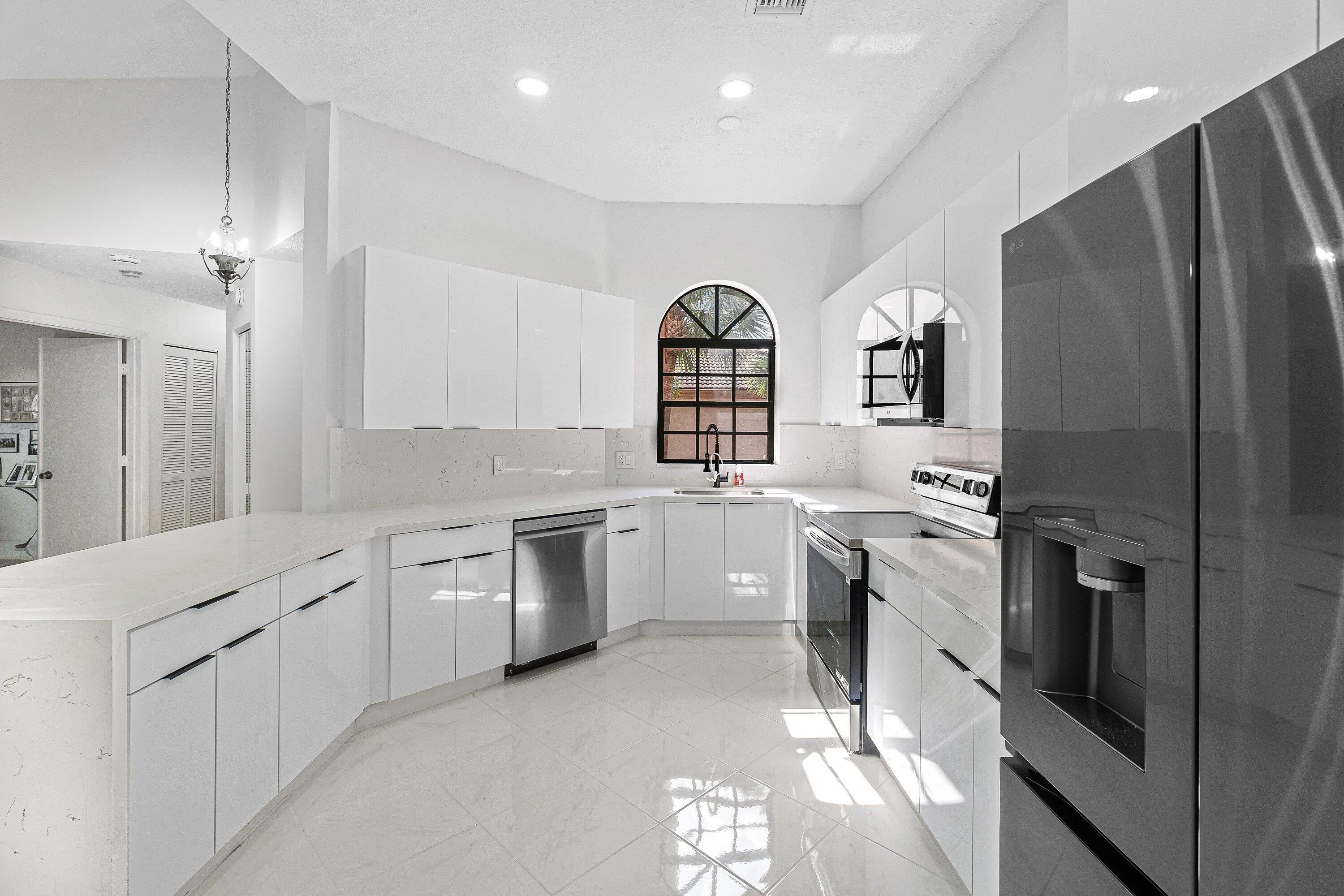 015-5171EuropaDrive-G-BoyntonBeach-FL-33