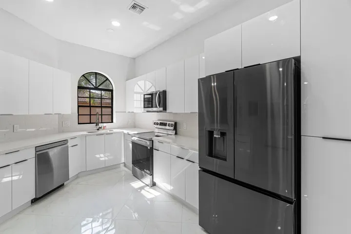 014-5171EuropaDrive-G-BoyntonBeach-FL-33