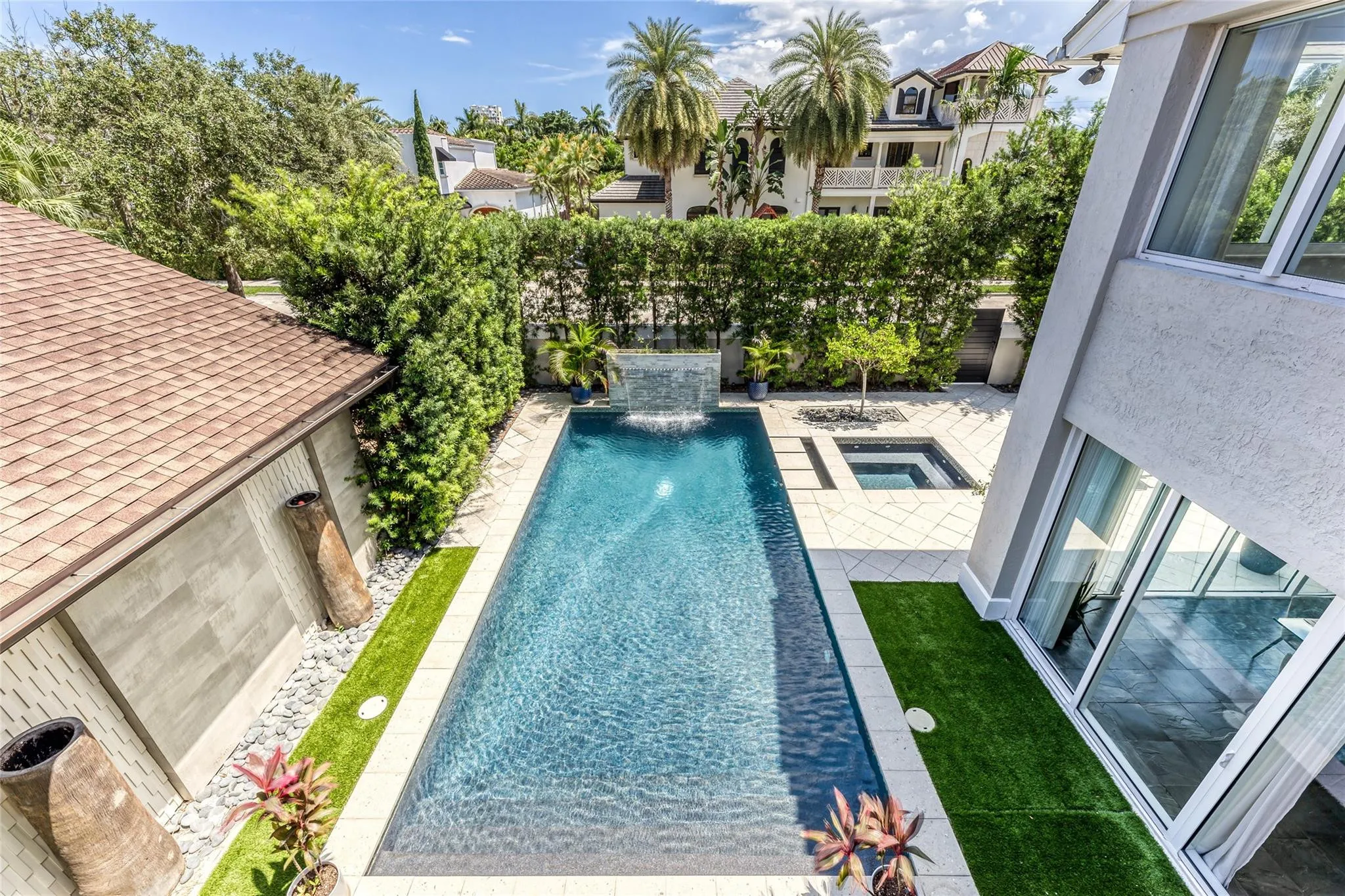 Heated Pool Separate SpaOutdoor Dining, BBQ Kitchen & Fire Pit