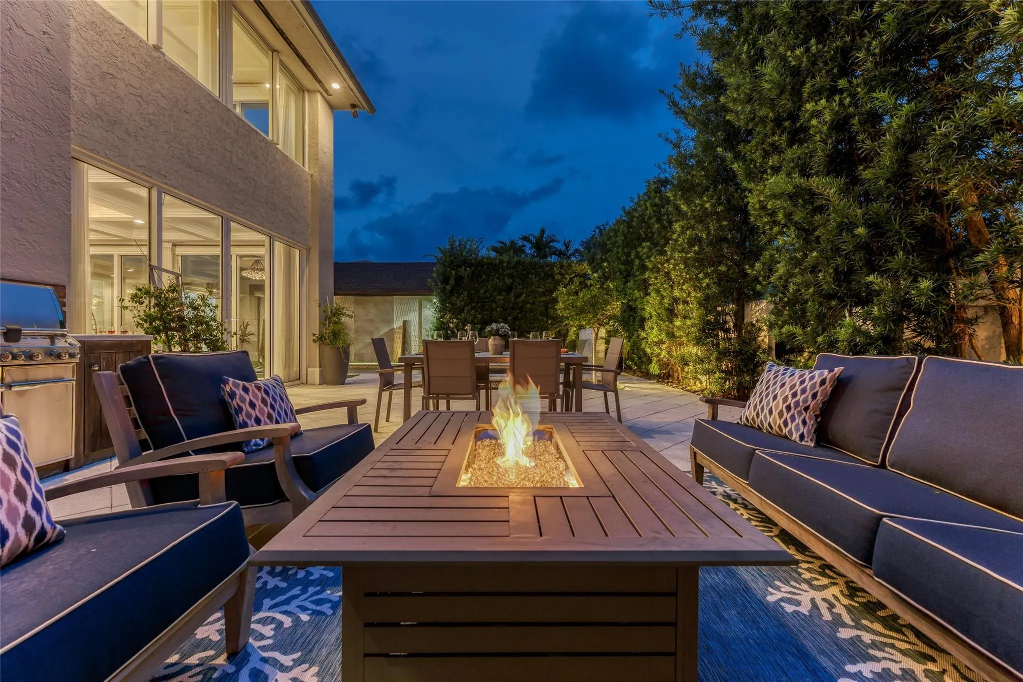 Heated Pool Separate SpaOutdoor Dining, BBQ Kitchen & Fire Pit