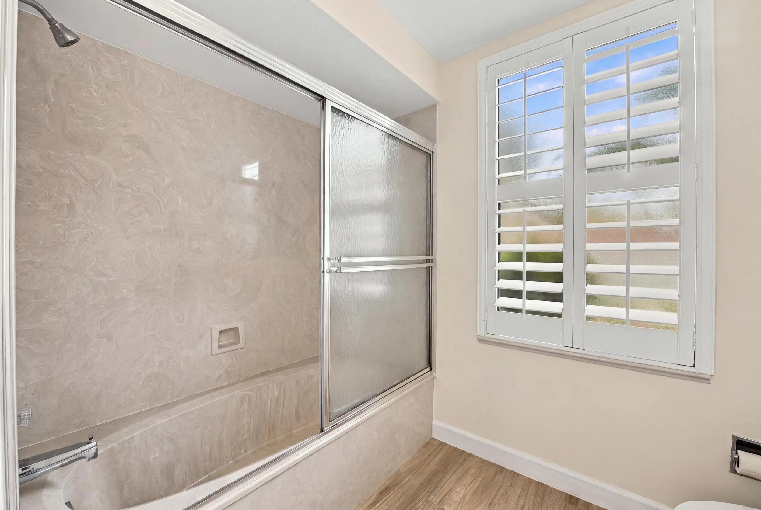 Property photo 43