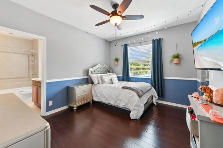 23 bedroom 01